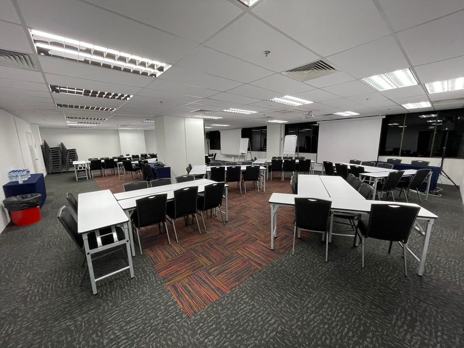Hall-Cluster-Layout-_International-Plaza_